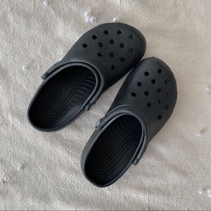 Black Crocs